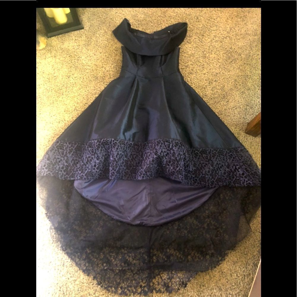 🔥Betsy Adams One of a kind Stunning Dress, so much detail Turn heads in this!!